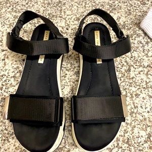 Zara platform sandals great for summer
